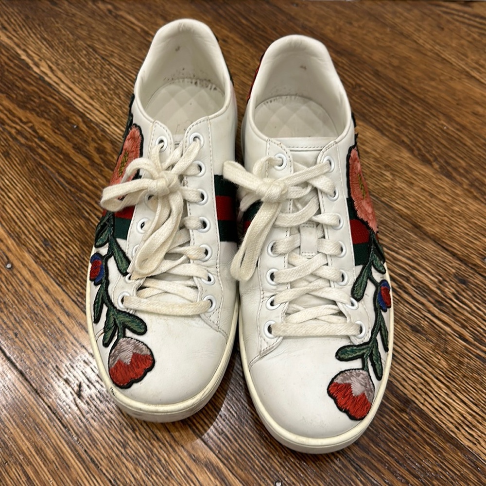 Gucci sneakers